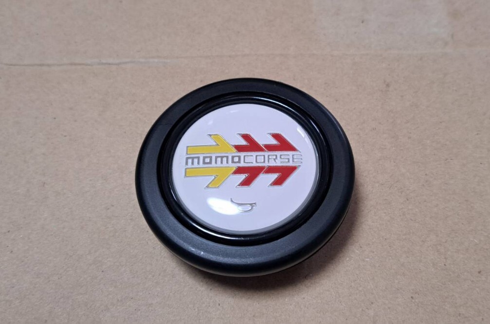 Yahoo!オークション -「momo corse ステアリング」の落札相場 Yahoo!オークション -「momo corse ステアリング」の落札相場