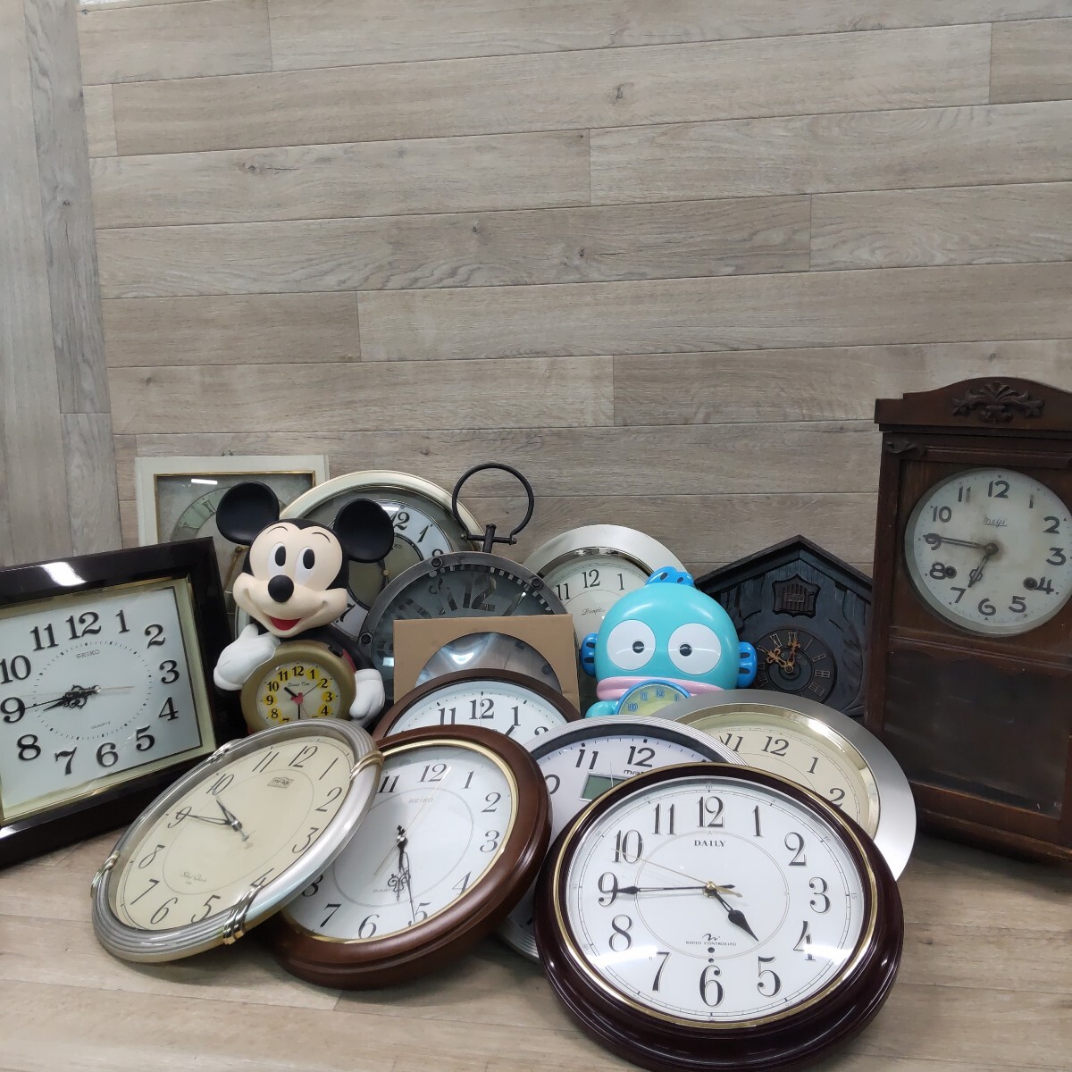 Yahoo!オークション -「seiko quartz 置時計」の落札相場・落札価格 Yahoo!オークション -「seiko quartz 置時計」の落札相場・落札価格