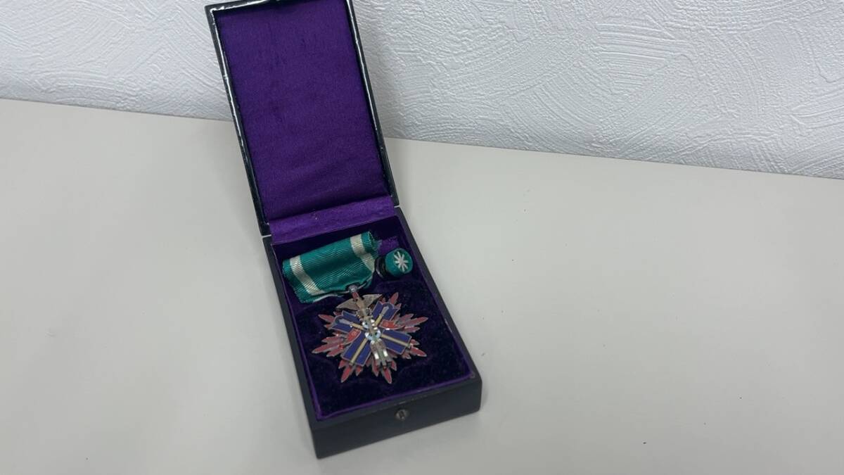 Yahoo!オークション -「功五級金鵄勲章」の落札相場・落札価格 Yahoo!オークション -「功五級金鵄勲章」の落札相場・落札価格