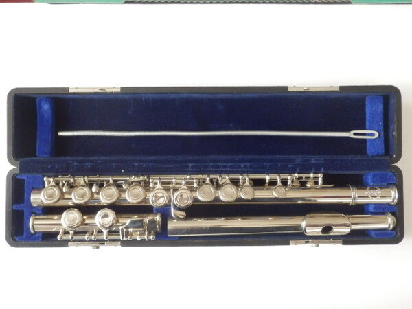 中古楽器 mapleフルート 本体・掃除棒・ハードケース