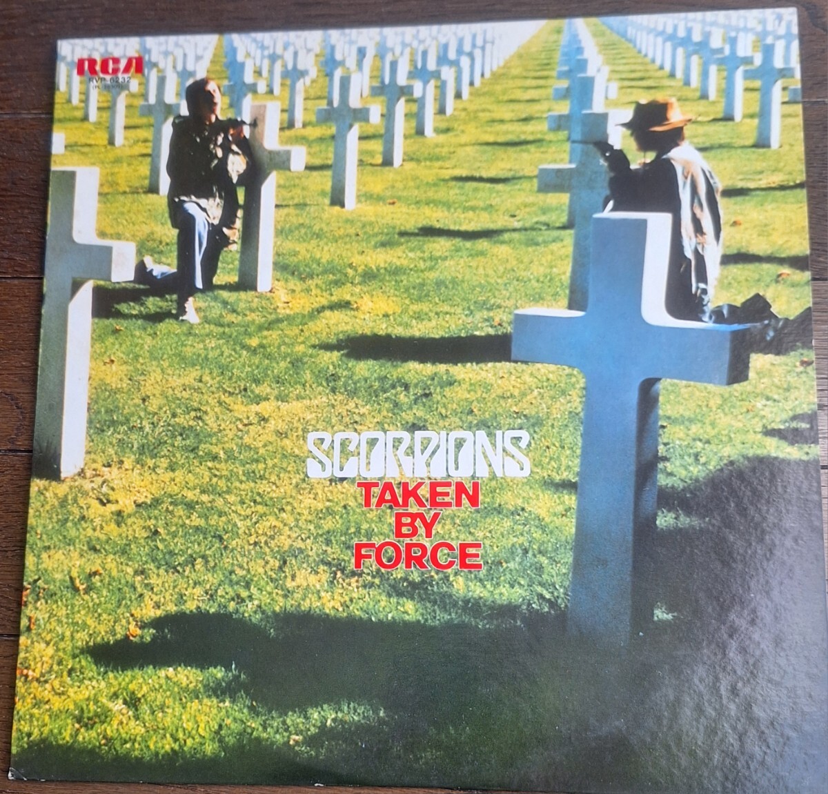 SCORPIONS TAKEN BY FORCE LPレコード SCORPIONS Taken by Force 12