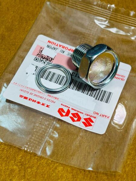 GS750 オイルドレン ボルト 純正新品 GS550 GS425L スズキ マグネットワッシャー付き オイルパン