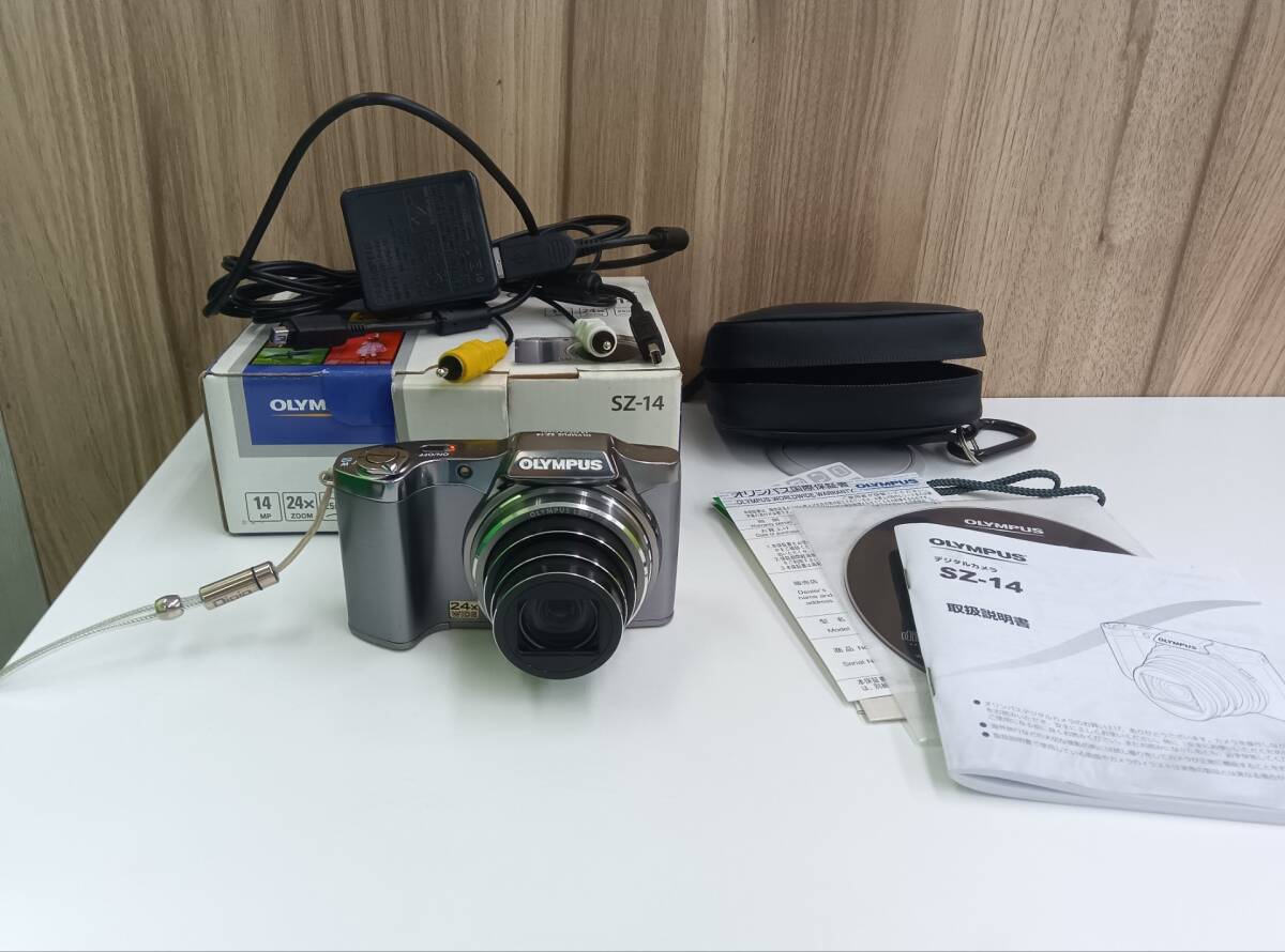 Amazon.com : Olympus SZ-14 Red Digital Camera