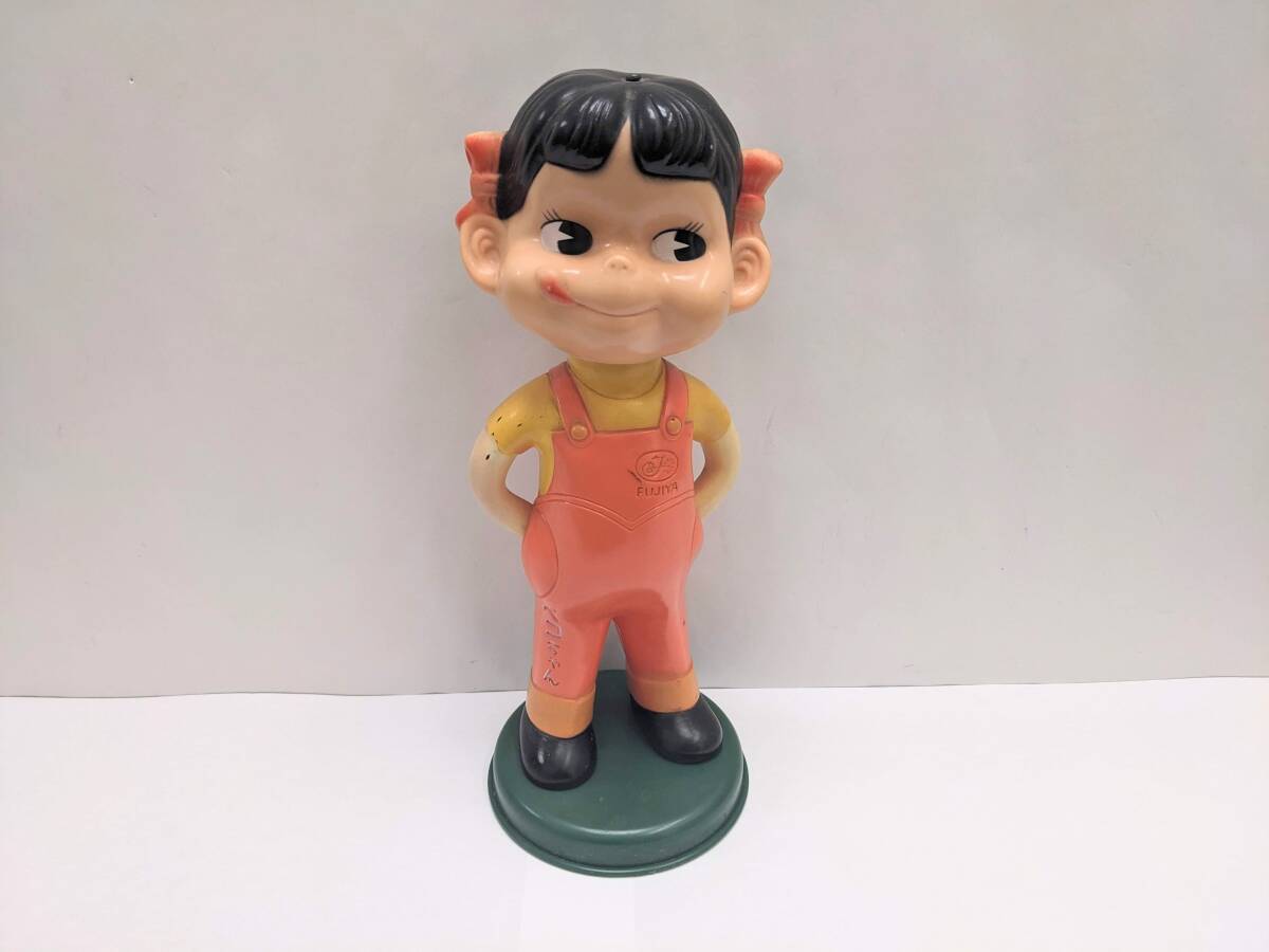 Yahoo!オークション -「ペコちゃん首振り人形」(キャラクター Yahoo!オークション -「ペコちゃん首振り人形」(キャラクター