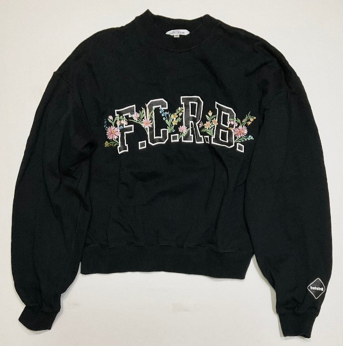 F.C.Real Bristol（エフシーレアルブリストル）の「SMALL LOGO
