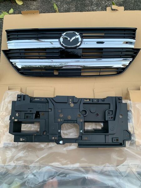 フレアワゴン カスタムスタイル MM54S MM94S 純正 フロントグリル 71745-53U5 グリル