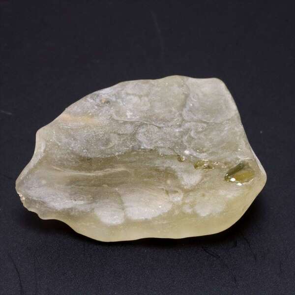 リビアングラス 8.4g リビアンガラス インパクタイト 原石 標本 Libyan Glass M2509