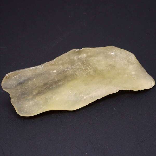 リビアングラス 13.8g リビアンガラス インパクタイト 原石 標本 Libyan Glass M2524
