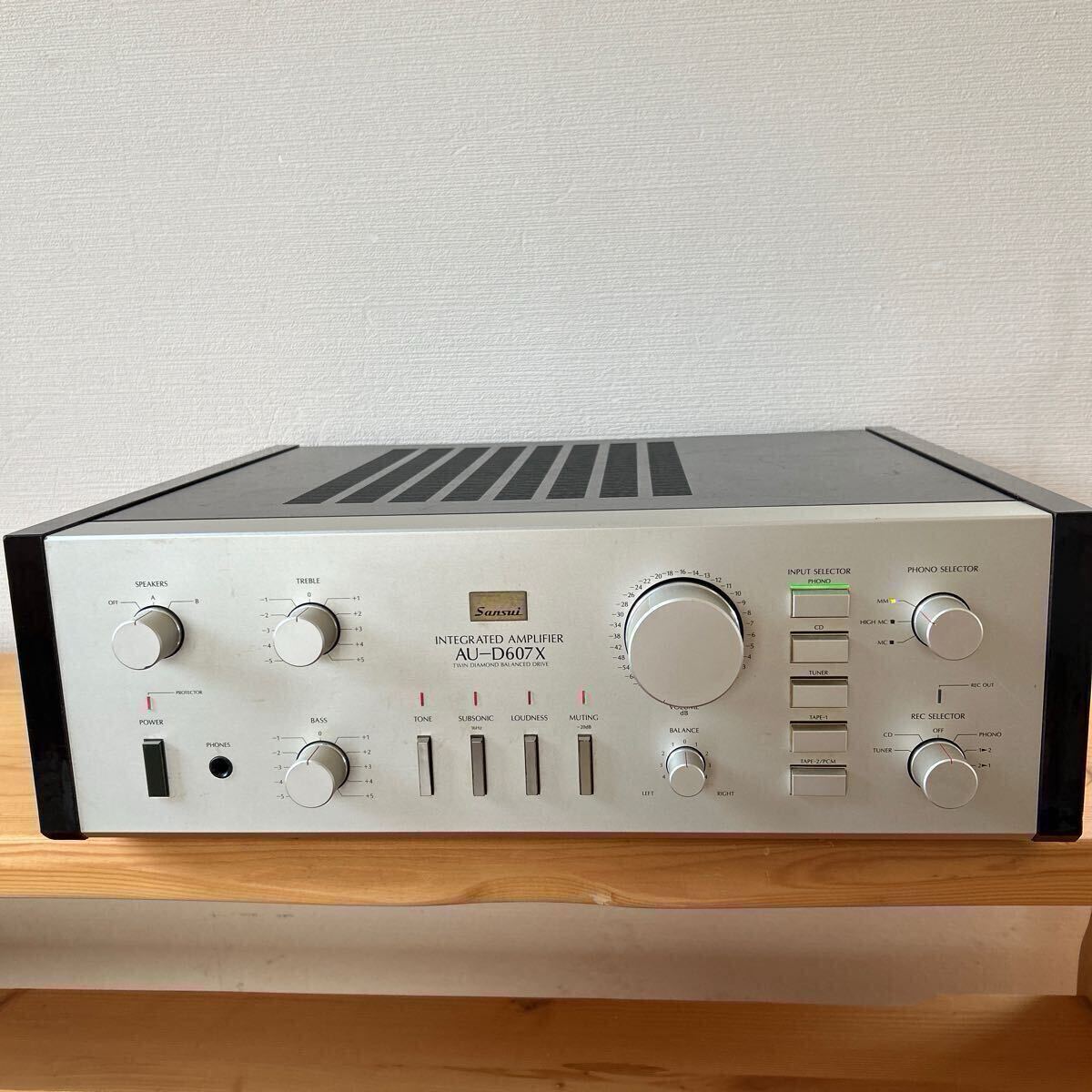 SANSUI AU-D607Xの仕様 サンスイ