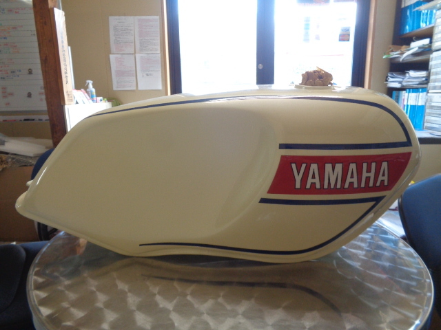 RZ250/350用 新品ガソリンタンク リプレイス品 【 ゼス