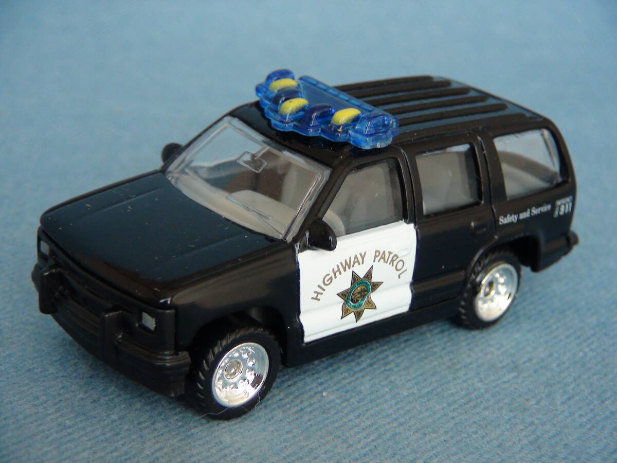 Amazon | ModelToyCars 2021 シボレー タホ 警察追跡車両