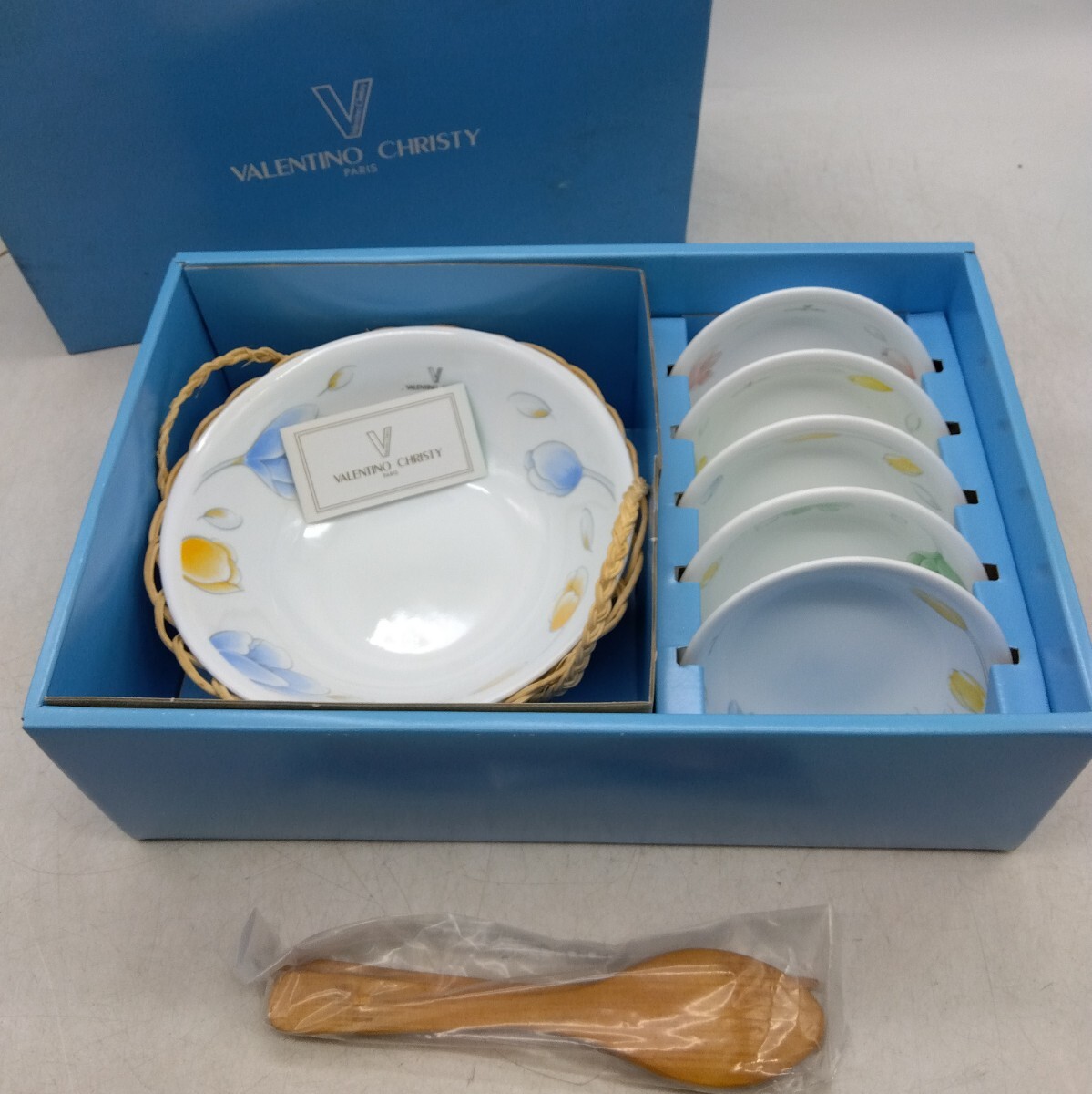 2025年最新】Yahoo!オークション -valentino 食器(プレート、皿 2025年最新】Yahoo!オークション -valentino 食器(プレート、皿