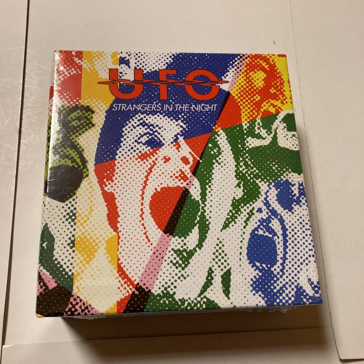 UFO / Strangers in the night 8CD 新品同様美品 U.F.O.『Strangers in the Night (UFOライヴ)』CD8枚組