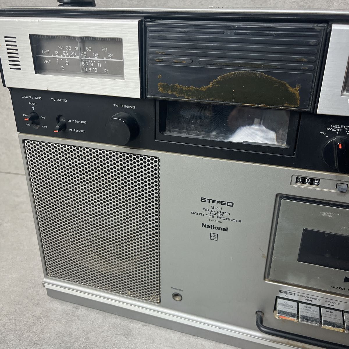 National ナショナル テレビ付ラジカセ TR-3010 音出しOK National ナショナル テレビ付ラジカセ TR-3010 音出しOK