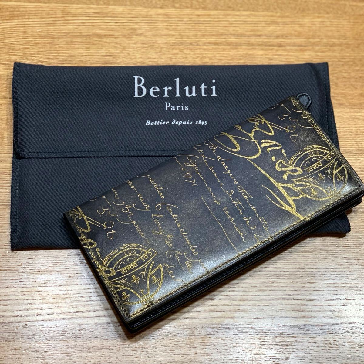 Yahoo!オークション -「ベルルッティ 財布 パティーヌ」の落札 Yahoo!オークション -「ベルルッティ 財布 パティーヌ」の落札