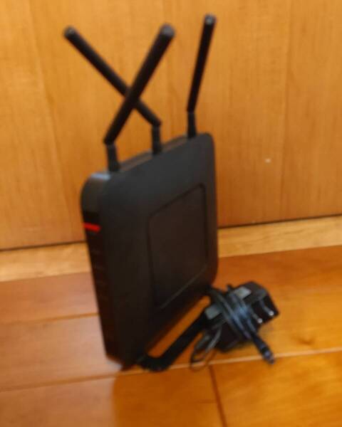 エアステーション 11ac/n/a/g/b 無線LAN親機 WXR-1750DHP2 中古