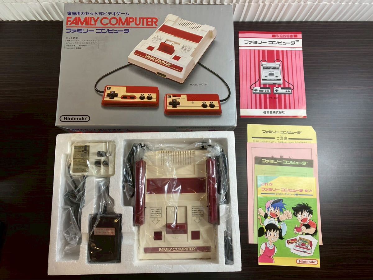 奇跡の極美品】海外版ファミコン!! 箱説付のNES本体を開封