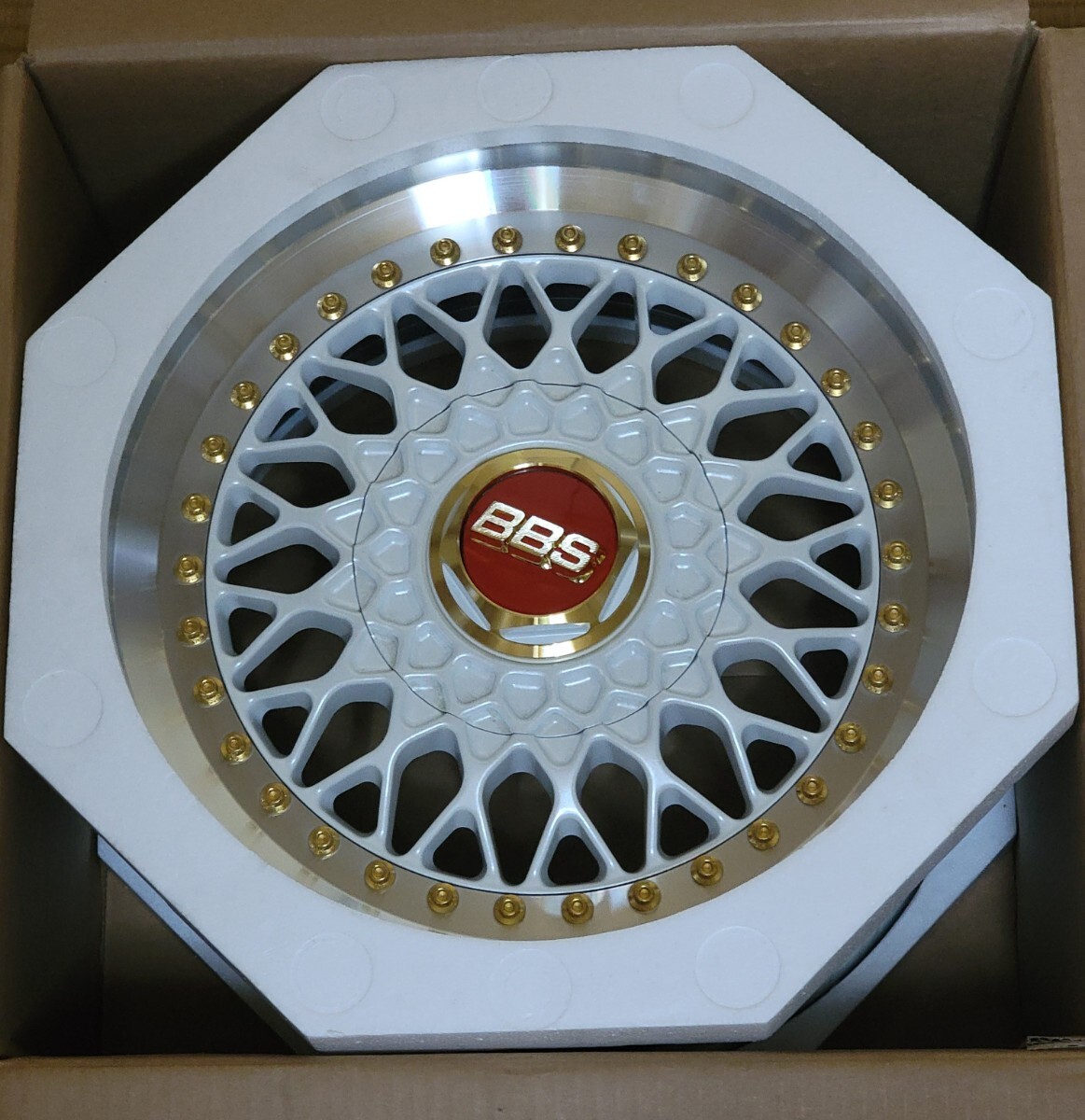 Yahoo!オークション -「bbs rs 16 8j」の落札相場・落札価格