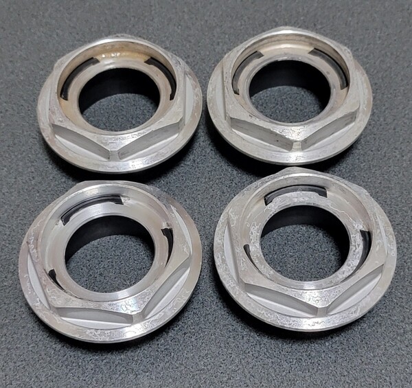 16inch 17inch用 BBS RS RGセンターキャップ 4枚 ネジ式 ロータイプ center caps for sale 六角キャップのみ