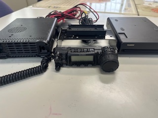010_ft857_2model-1.jpg