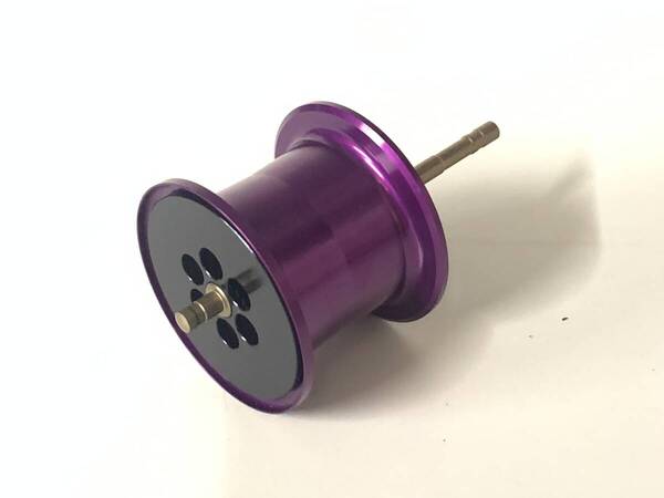 送料無料 激レア 中古美品 ZPI 07メタニウムMg用ミディアムスプール NRC710M パープル 検索ktf