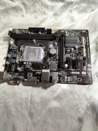 ★GIGABYTE GA-H81M-D3V-JP LGA1150 H81 MATX●ジャンク