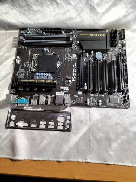 ★GIGABYTE GA-Z87P-D3 LGA1150 Z87 ATXマザ●マザーボード