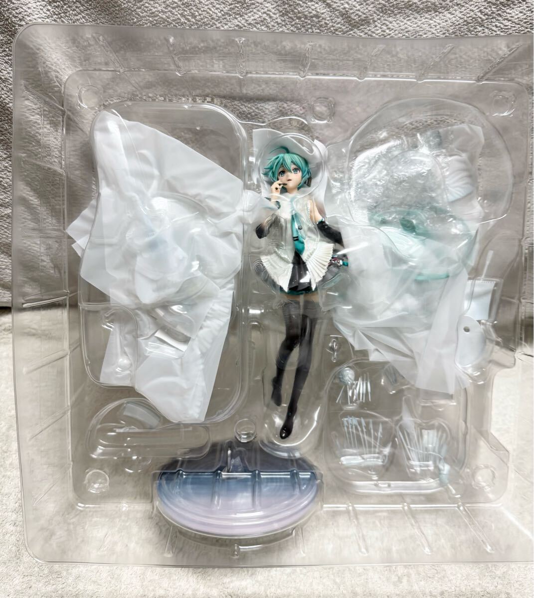 Yahoo!オークション -「初音ミク Happy 16th Birthday Ver Yahoo!オークション -「初音ミク Happy 16th Birthday Ver