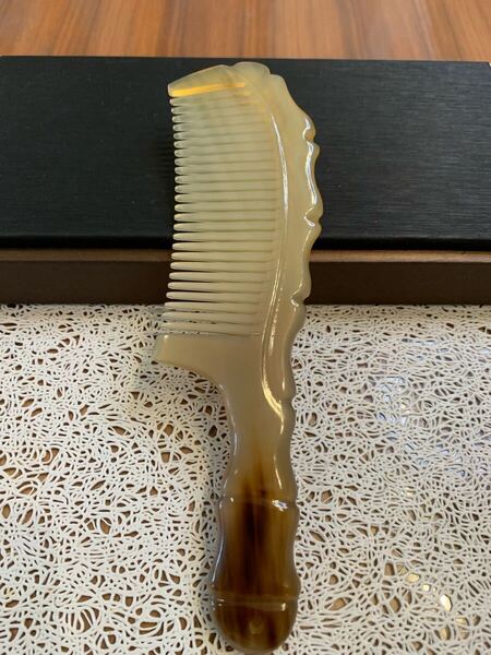 F-162 天然水牛角 高品質 頭皮マッサージ櫛くし かっさプレート両用