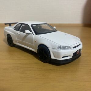 1/32 NISSAN GTR R34 ミニカー 白