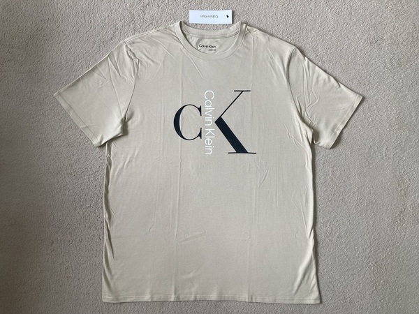 新品! カルバンクライン メンズ ck タテ ロゴ Tシャツ Lサイズ ベージュ/ブラック/ホワイト 半袖 カットソー Calvin Klein