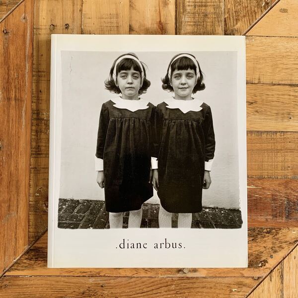 Diane Arbus An Aperture Monograph 1972 写真集 作品集 洋書 レア 希少 ダイアン アーバス