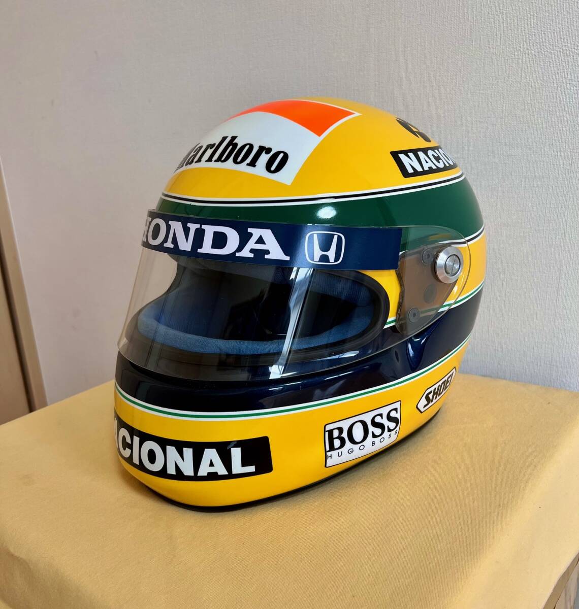 Yahoo!オークション -「レプリカヘルメット」(F1) (カーレース Yahoo!オークション -「レプリカヘルメット」(F1) (カーレース