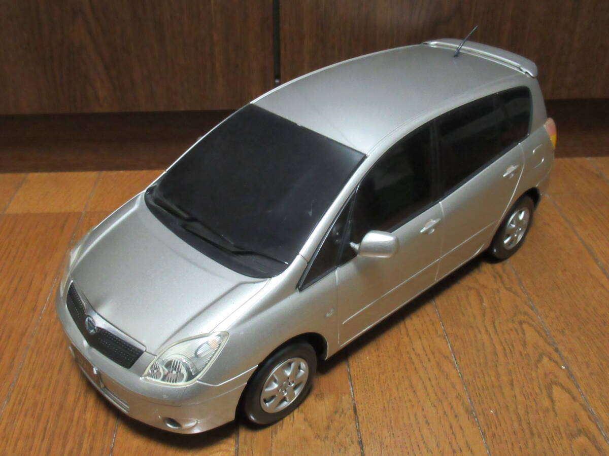 Amazon | 1/30 ミニカー カローラルミオン RUMION カラー