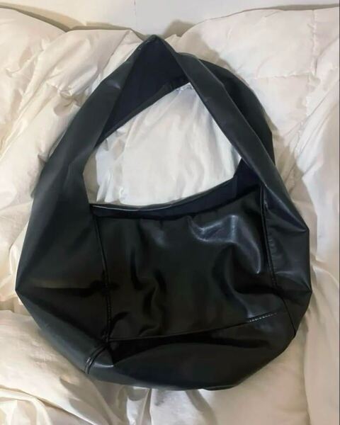 black comme des garcons messenger bag レザー ショルダーバッグ ブラック