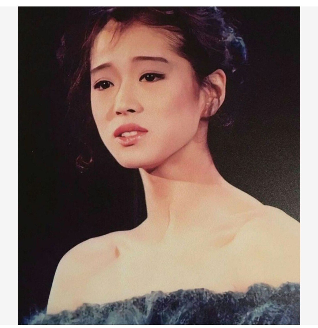 2025年最新】Yahoo!オークション -中森明菜(印刷物)の中古品 2025年最新】Yahoo!オークション -中森明菜(印刷物)の中古品