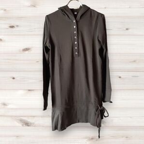 A0570 ユニクロ UNIQLO パーカー 長袖 (L) カーキ