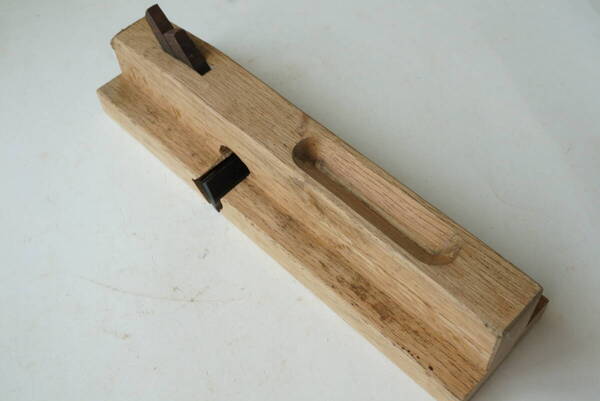 2413_5【送料無料】五徳鉋 Japanese carpenter plane Gotoku