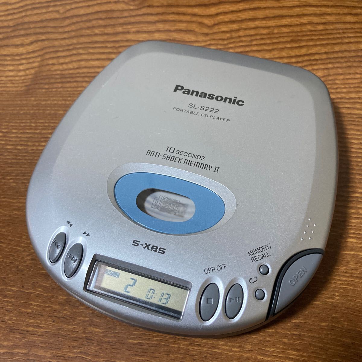 Yahoo!オークション -「310」(CDプレーヤー) (ポータブル Yahoo!オークション -「310」(CDプレーヤー) (ポータブル