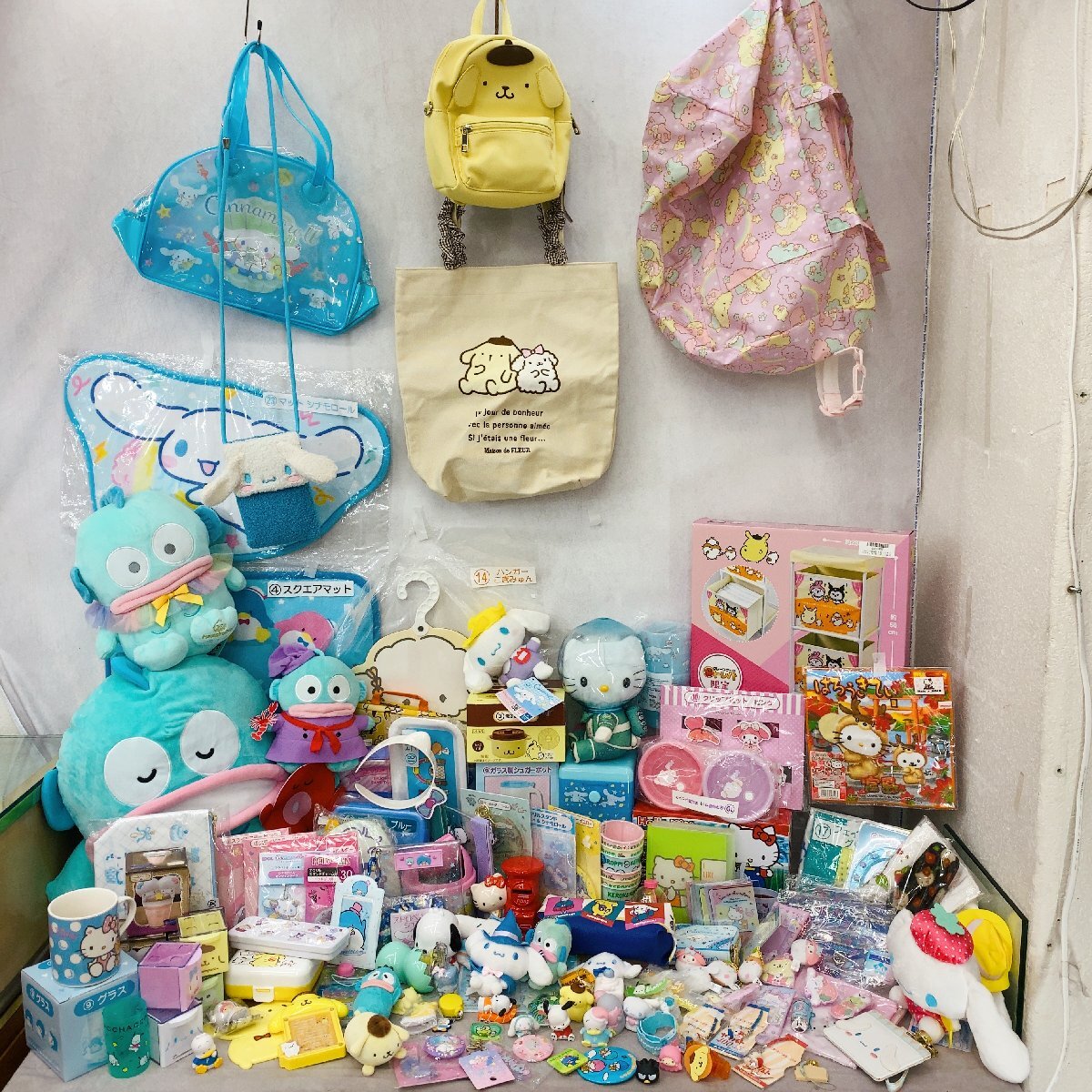 Yahoo!オークション -「キティ ぬいぐるみ 大量」の落札相場 Yahoo!オークション -「キティ ぬいぐるみ 大量」の落札相場