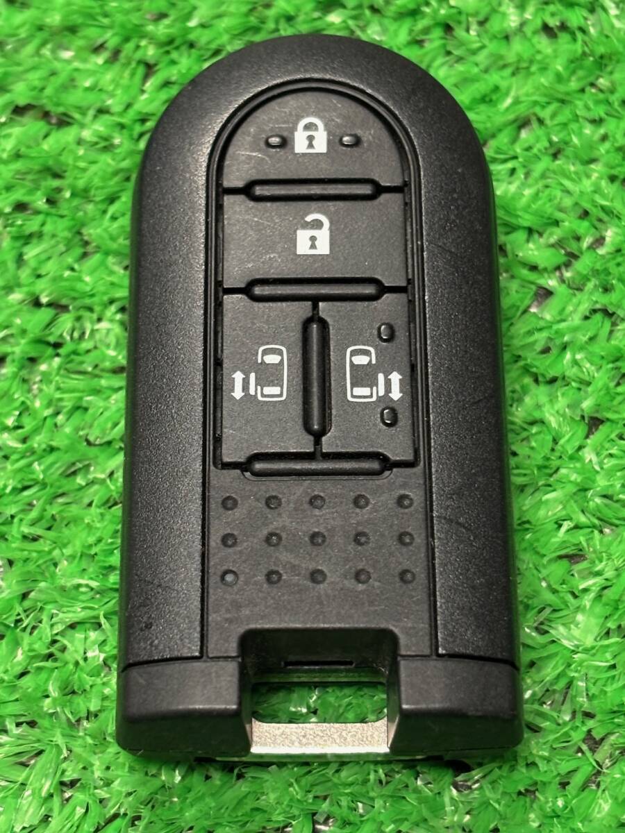 ダイハツ純正 スマート キー 4ボタン両側スライドドア タント