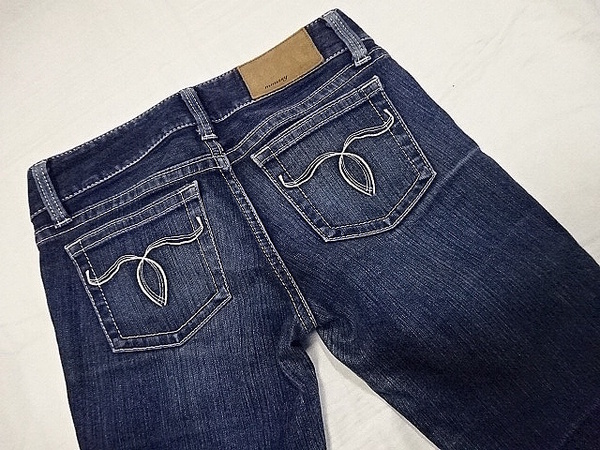 送料無料☆MOUSSY☆濃紺パウダースキニーデニム☆25☆ウェスト約73cm