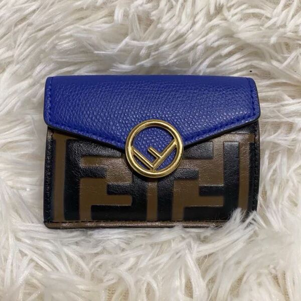 FENDI フェンディ 三つ折り財布 ミニウォレット ズッカ柄 レディース 即決