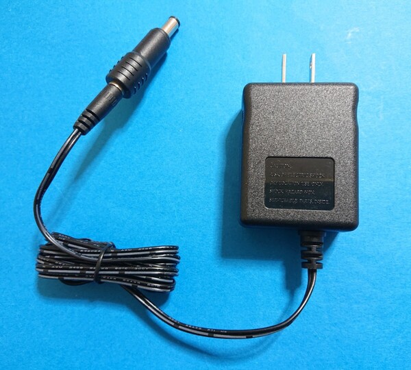 送無 即決 SONY互換 ACアダプタ AC-FX198 12V1.5A(BDP-SX910 BDP-Z1 ポータブルDVDプレーヤー Blu-ray BD BDPZ1 BDPSX910 ACFX198)管8