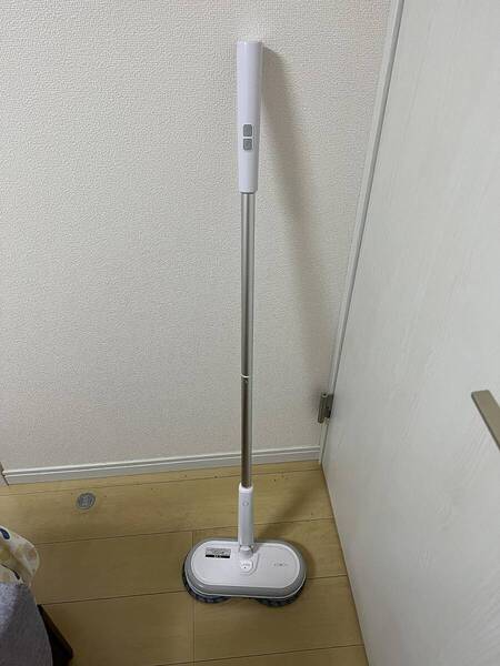 おすすめ 電動モップ コードレス回転クリーナー - 耐久性抜群 コンパクトデザイ