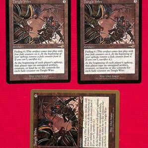 MTG 3枚セット「からみつく鉄線/Tangleく Wire」 ネメシス版英語2枚+金枠1枚セット 《マジックザギャザリング》
