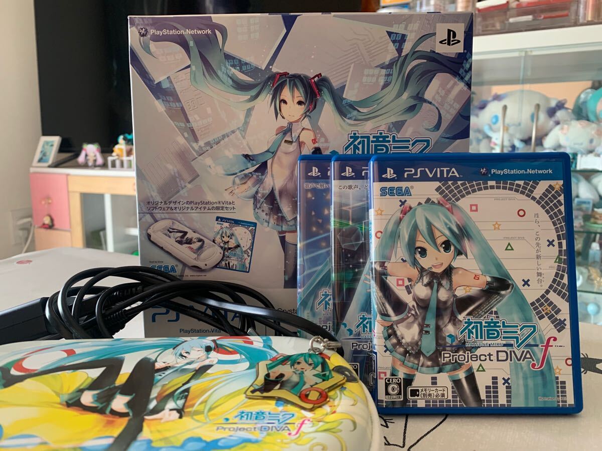 Yahoo!オークション -「初音ミク」(PS Vita本体) (PS Vita)の Yahoo!オークション -「初音ミク」(PS Vita本体) (PS Vita)の