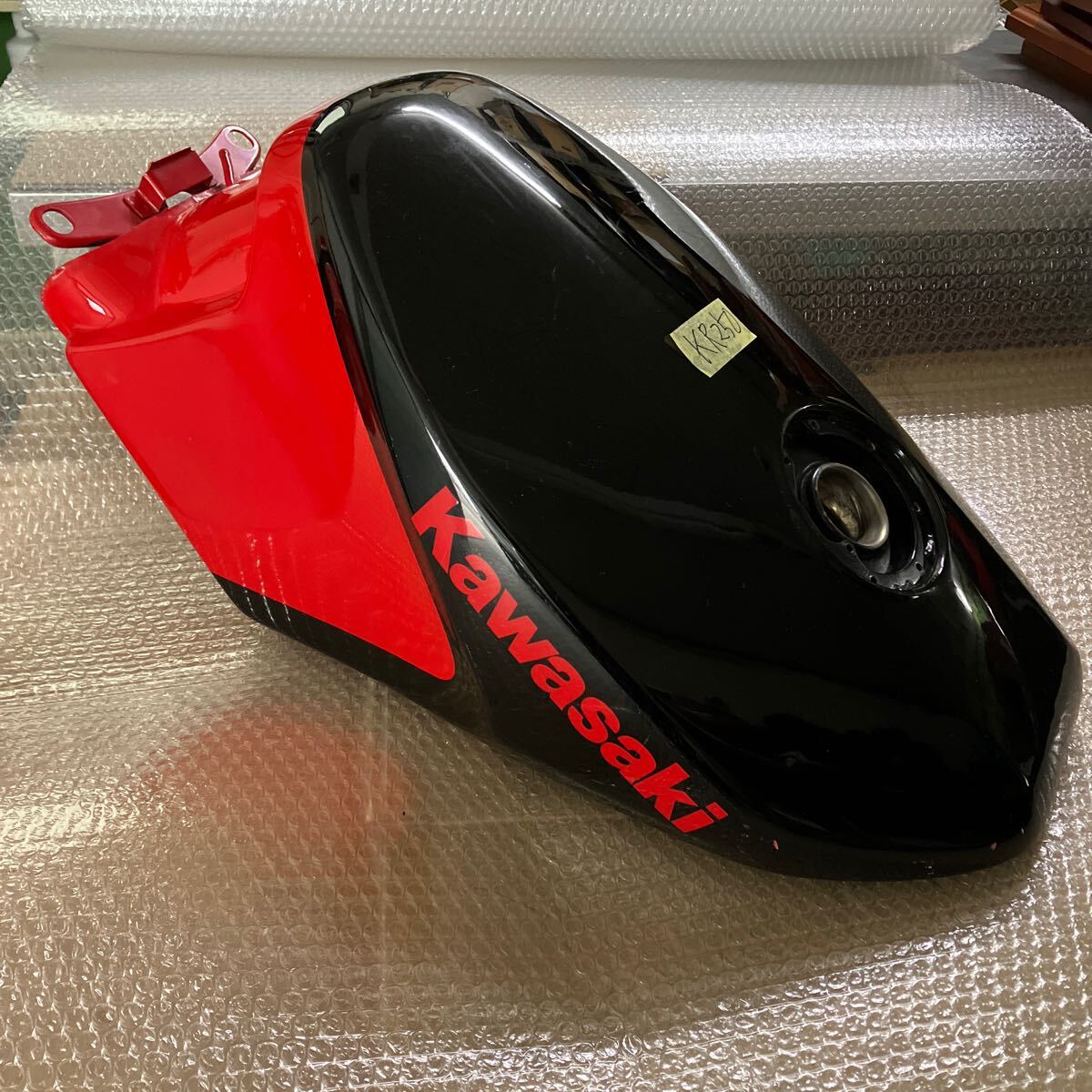 Yahoo!オークション -「kr250 タンク」(タンク) (パーツ)の落札 Yahoo!オークション -「kr250 タンク」(タンク) (パーツ)の落札