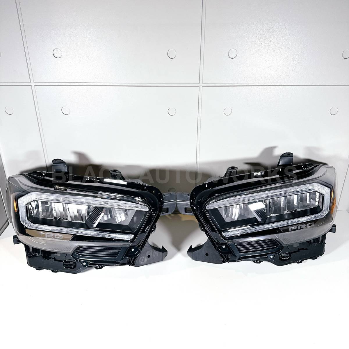 タコマ トヨタ純正ヘッドライトコーナレンズセット割れ無し タコマ ヘッドライトレンズ リペア ｜グーネットピット