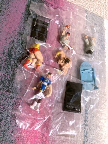 ★かがみをのぞいて? ストリートファイター リュウ 春麗 ザンギエフ 3種セット ガチャ カプセルトイ STREET FIGHTER グッズ カプコン★